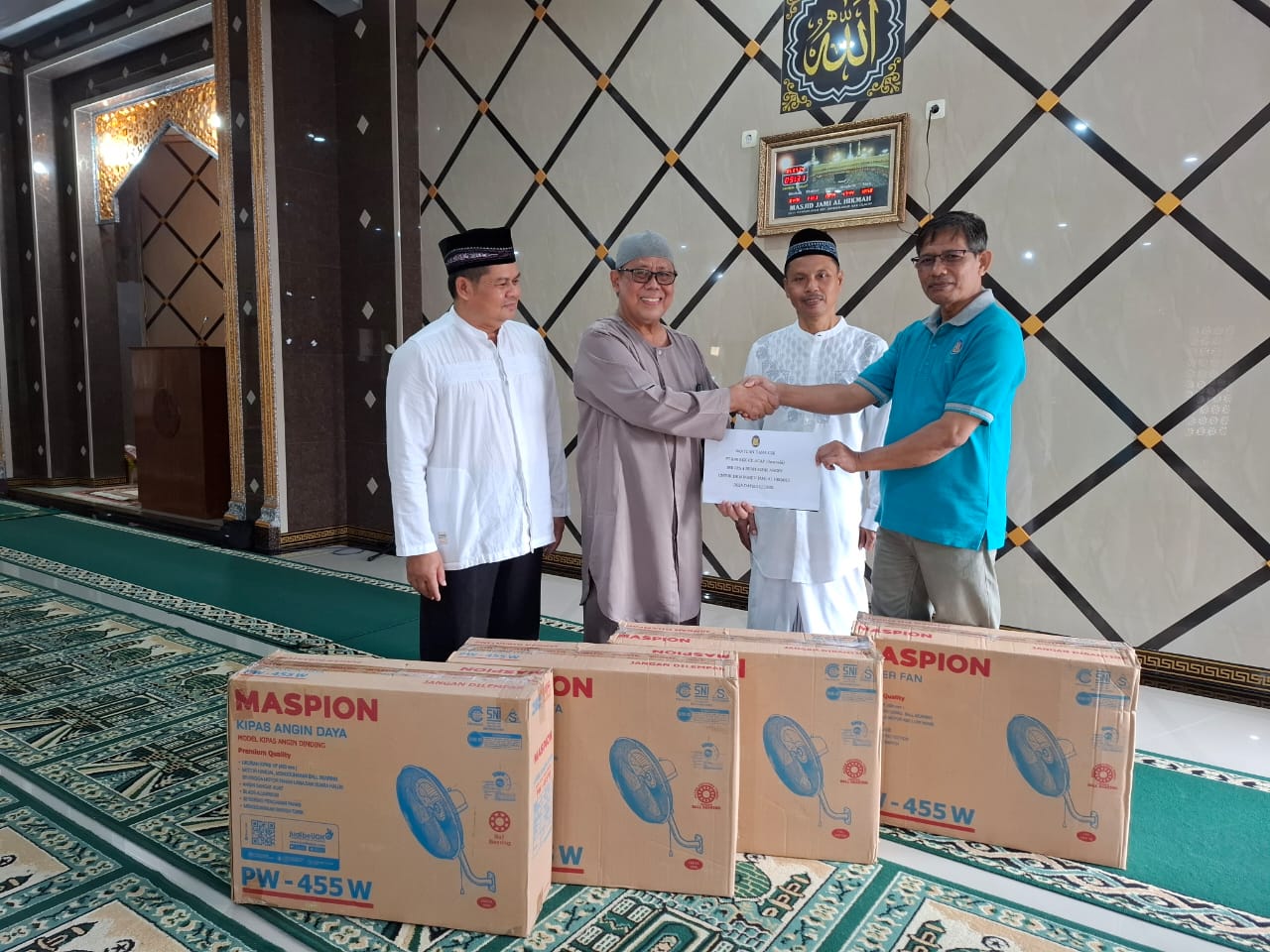 Masjid Jami Hikmah Desa Dayeuhluhur