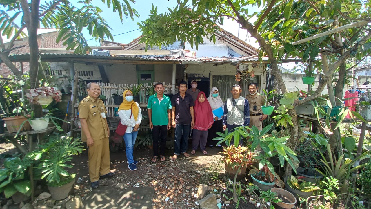 Masyarakat kelurahan Tegalkamulyan Kec. Cilacap Selatan.