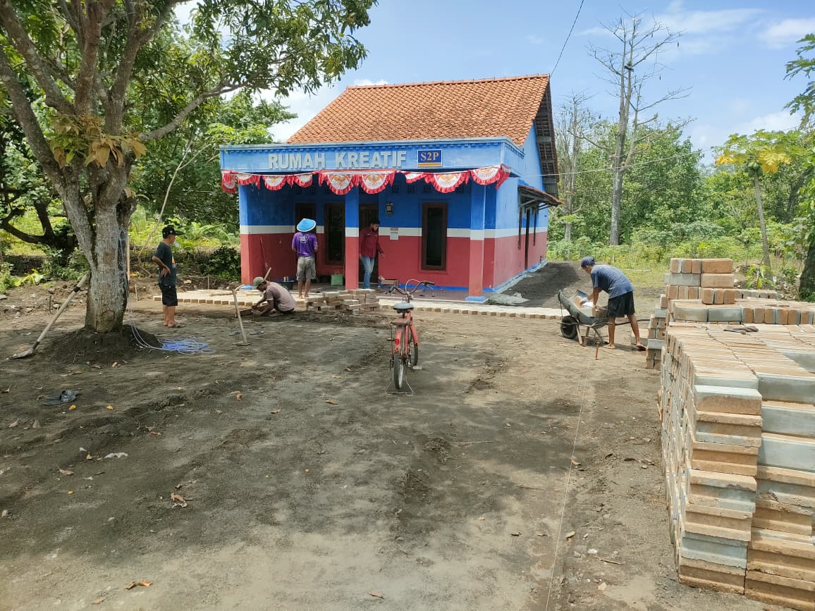 Rumah Kreatif Winong, Dusun Winong, Desa Slarang