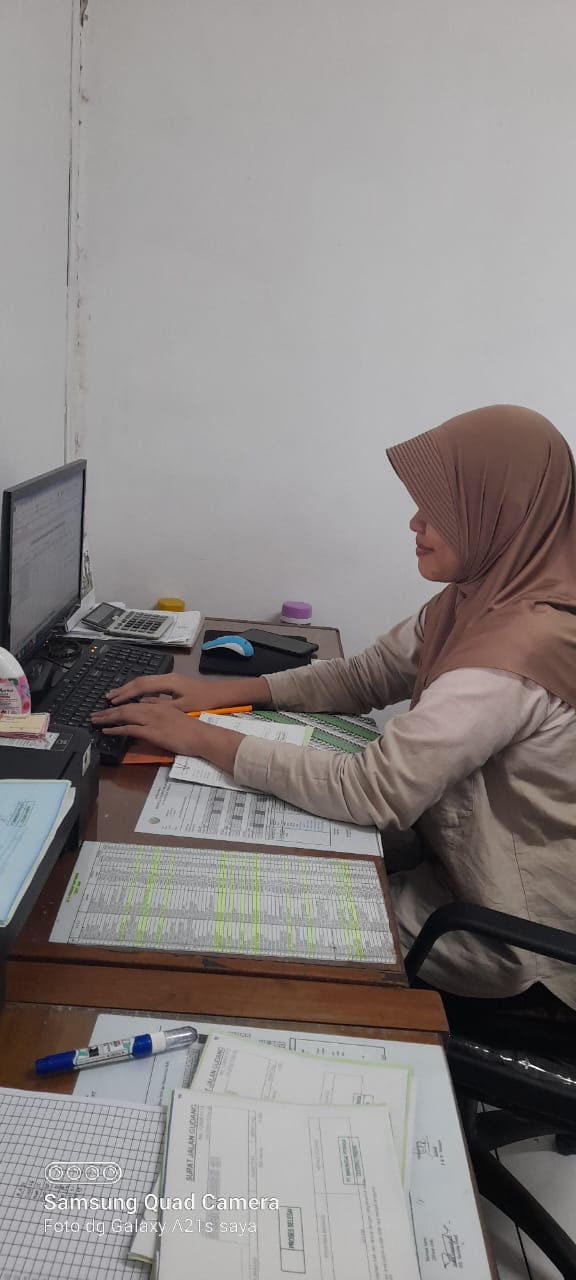 Mahasiswa Universitas Diponegoro Semarang