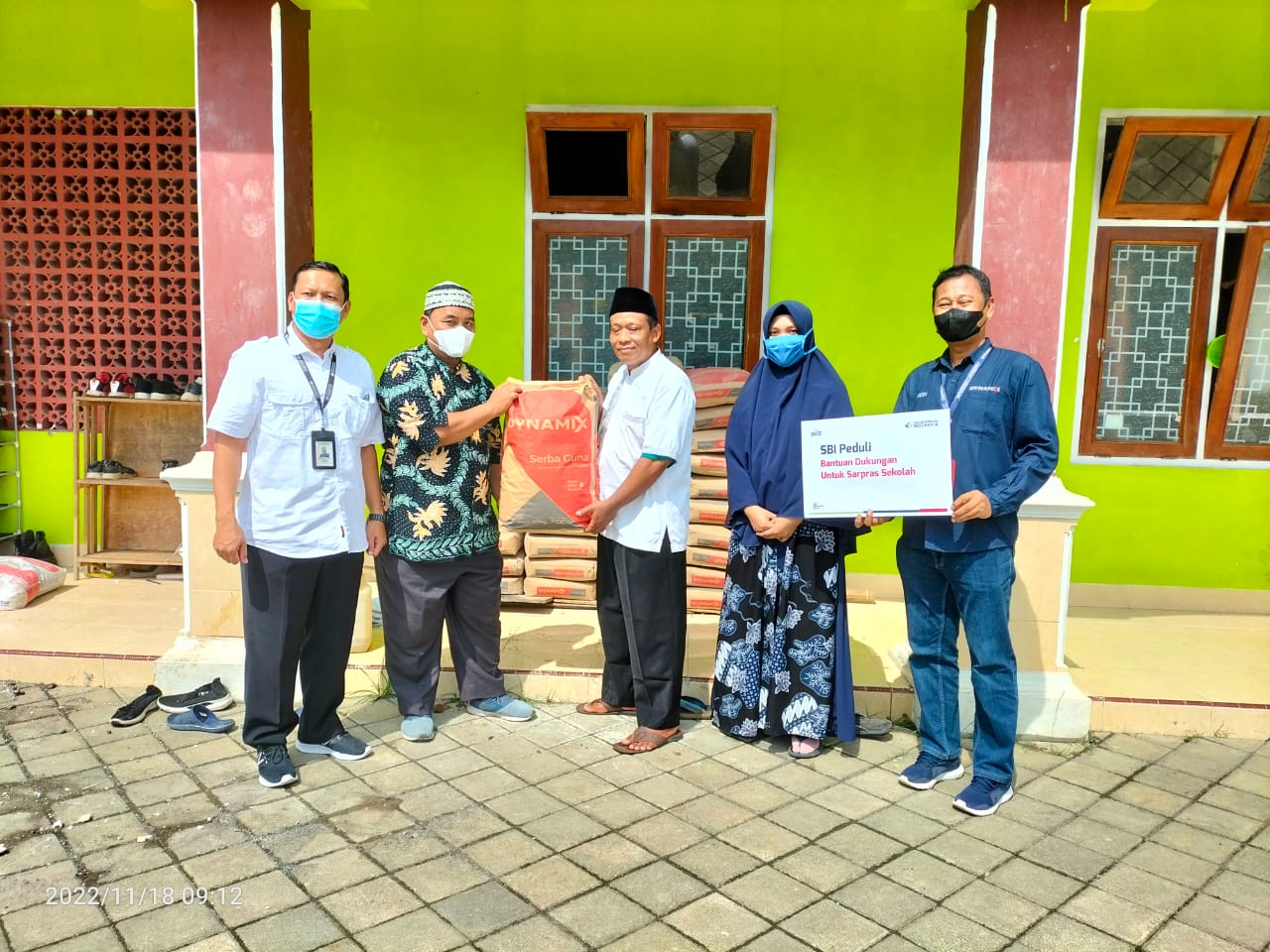 Sekolah Sekolah Negeri/Swasta/Madrasah di Sekitar Pabrik dan tambang