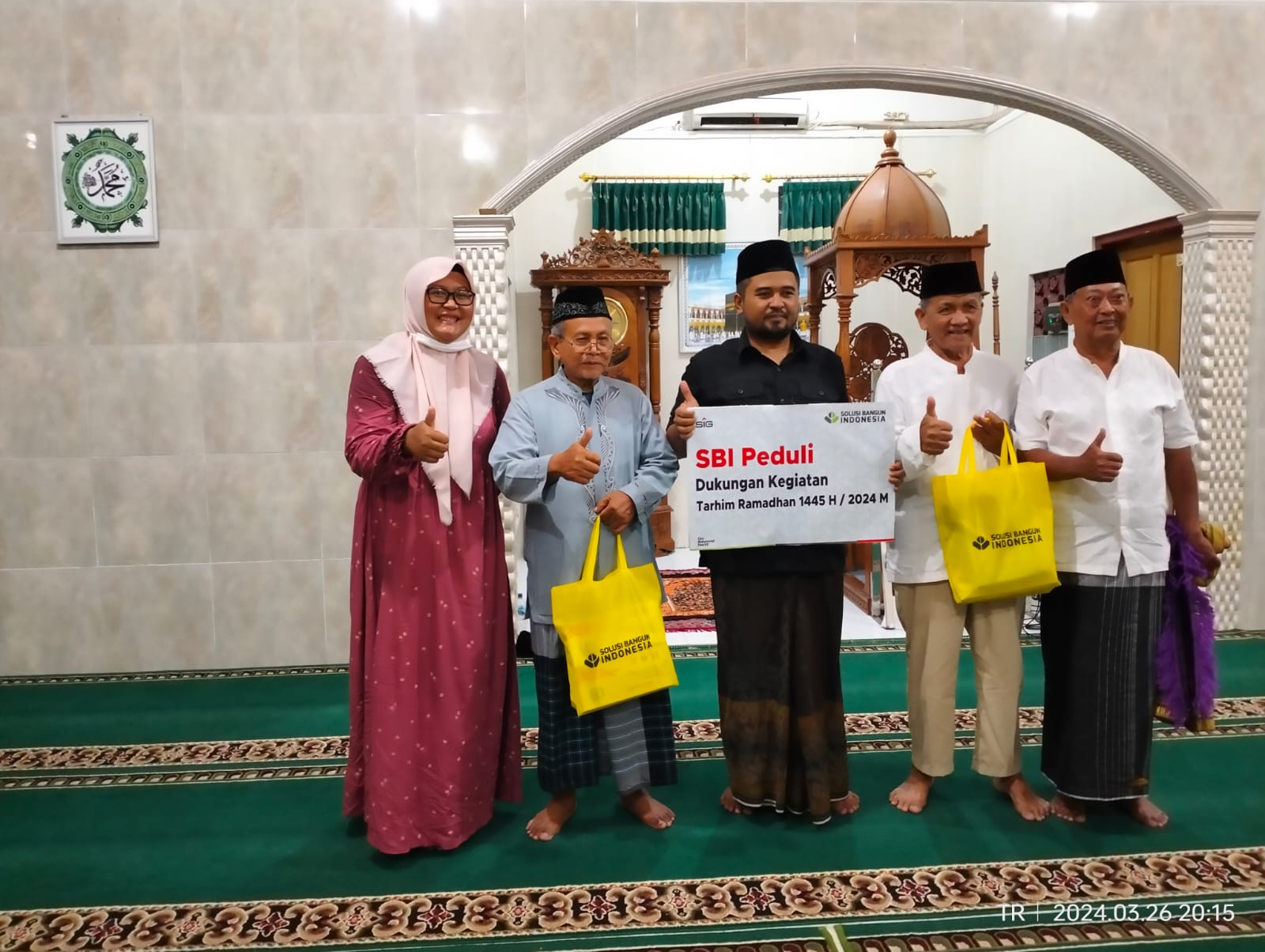 Masjid atau Musholla di sekitar pabrik dan tambang