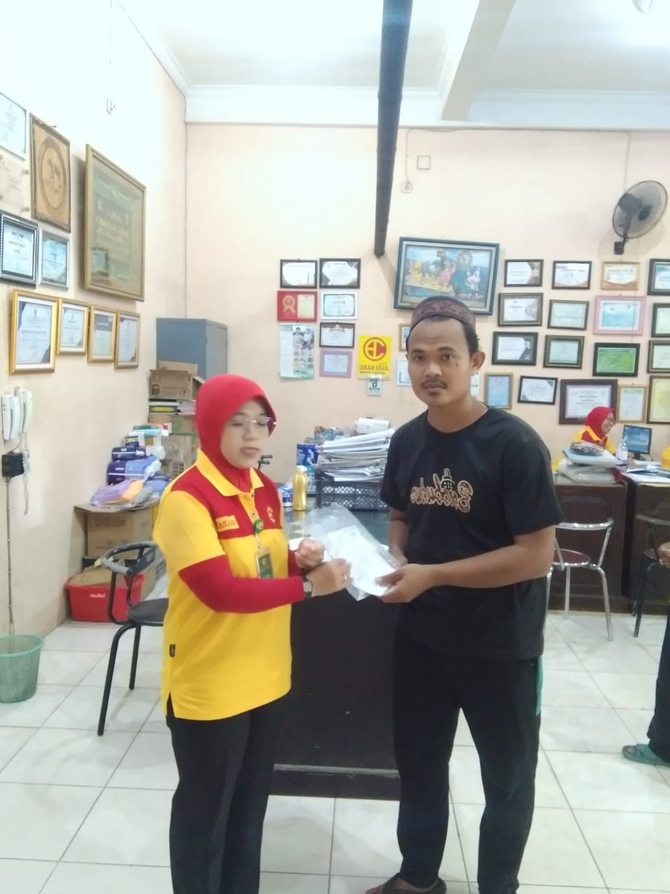 Imam dan Marbot Masjid Miftahul Huda Desa Bajing Kulon Kec. Kroya