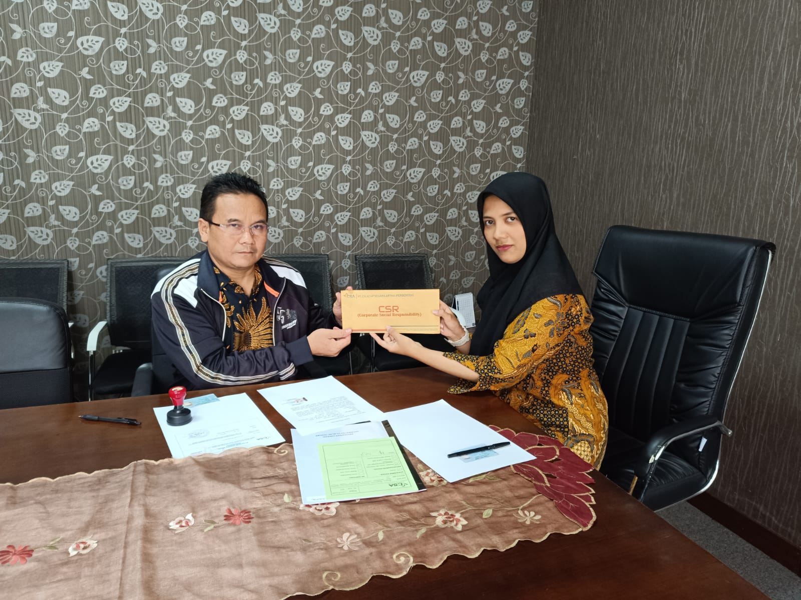 Masyarakat Jl. MH. Thamrin Nomor 82 Kelurahan Lomanis Kabupaten Cilacap