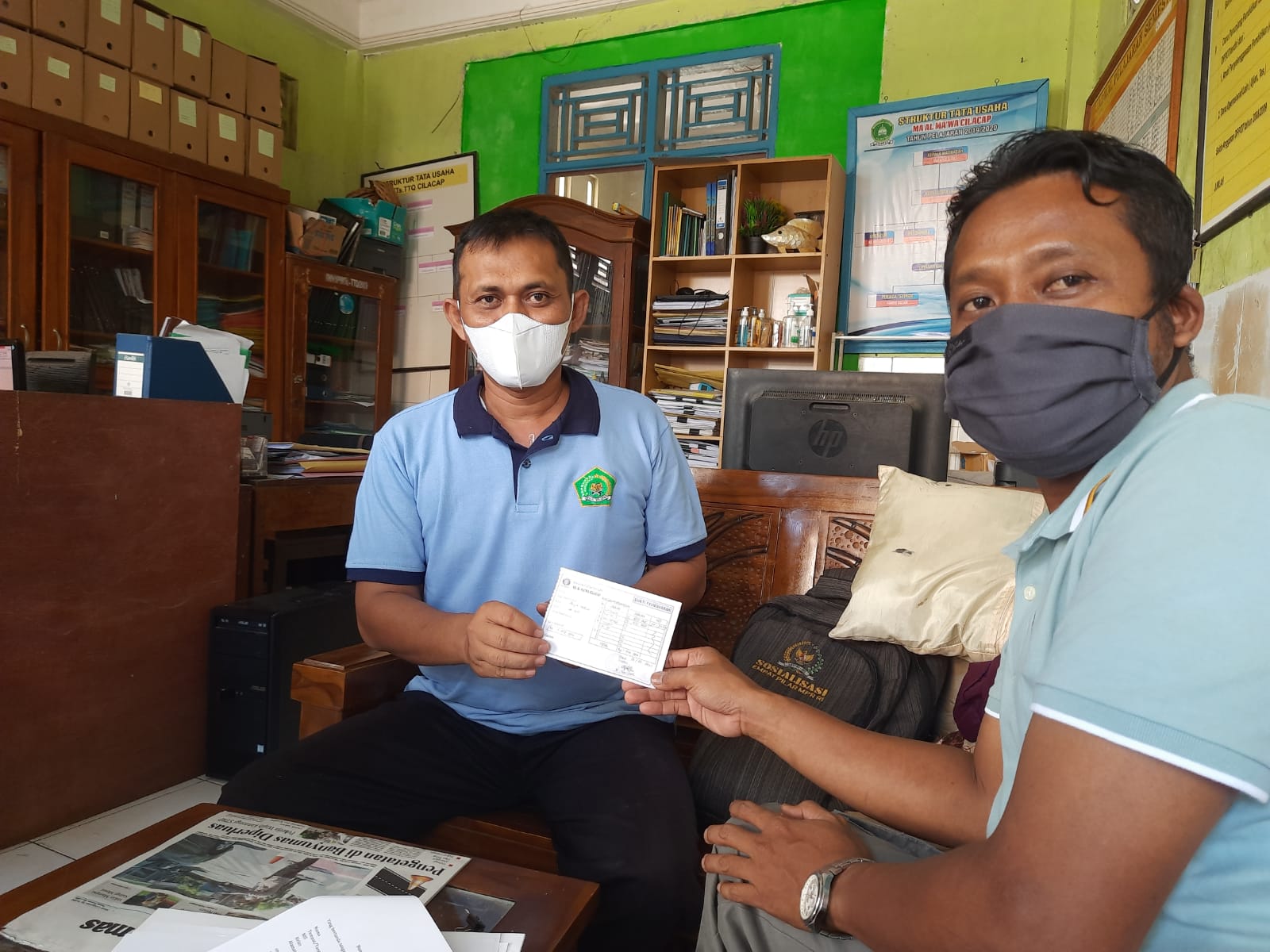 Bantuan Biaya Pendidikan Alya Stefiani MA AL Ma'wa Cilacap