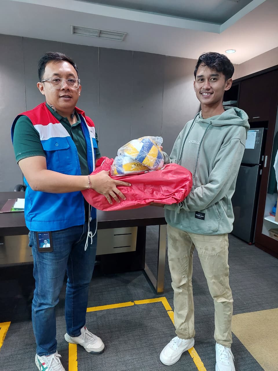 Warga RW 01, Lomanis