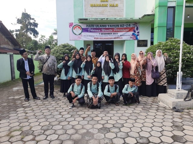 Kelompok MTQ Kecamatan Adipala 