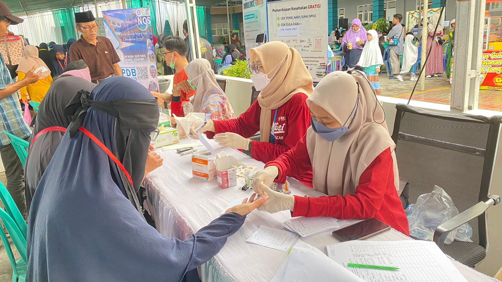 Masyarakat Kabupaten Cilacap