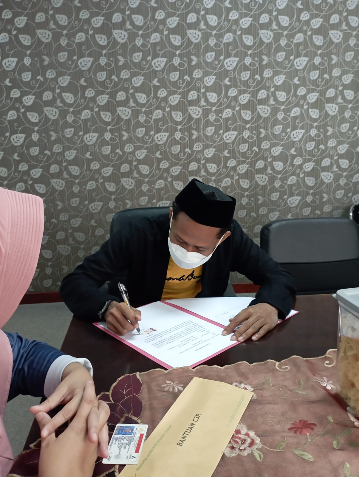 Masjid Darul Hikmah Kelurahan Lomanis Kec. Cilacap Tengah