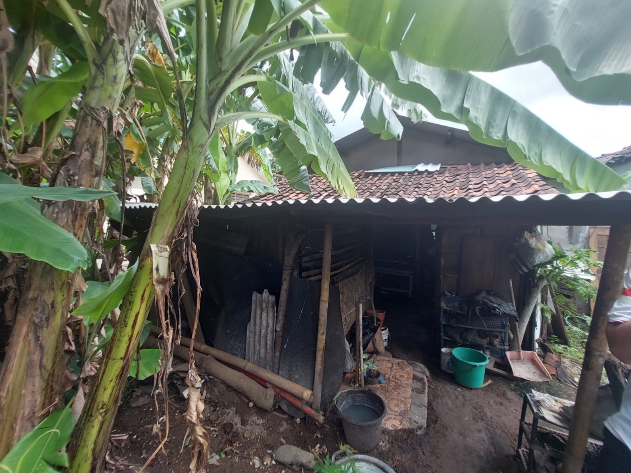 Warsito Jalan Keramik RT 02 RW 07, Kelurahan Karangtalun, Kecamatan Cilacap Utara 