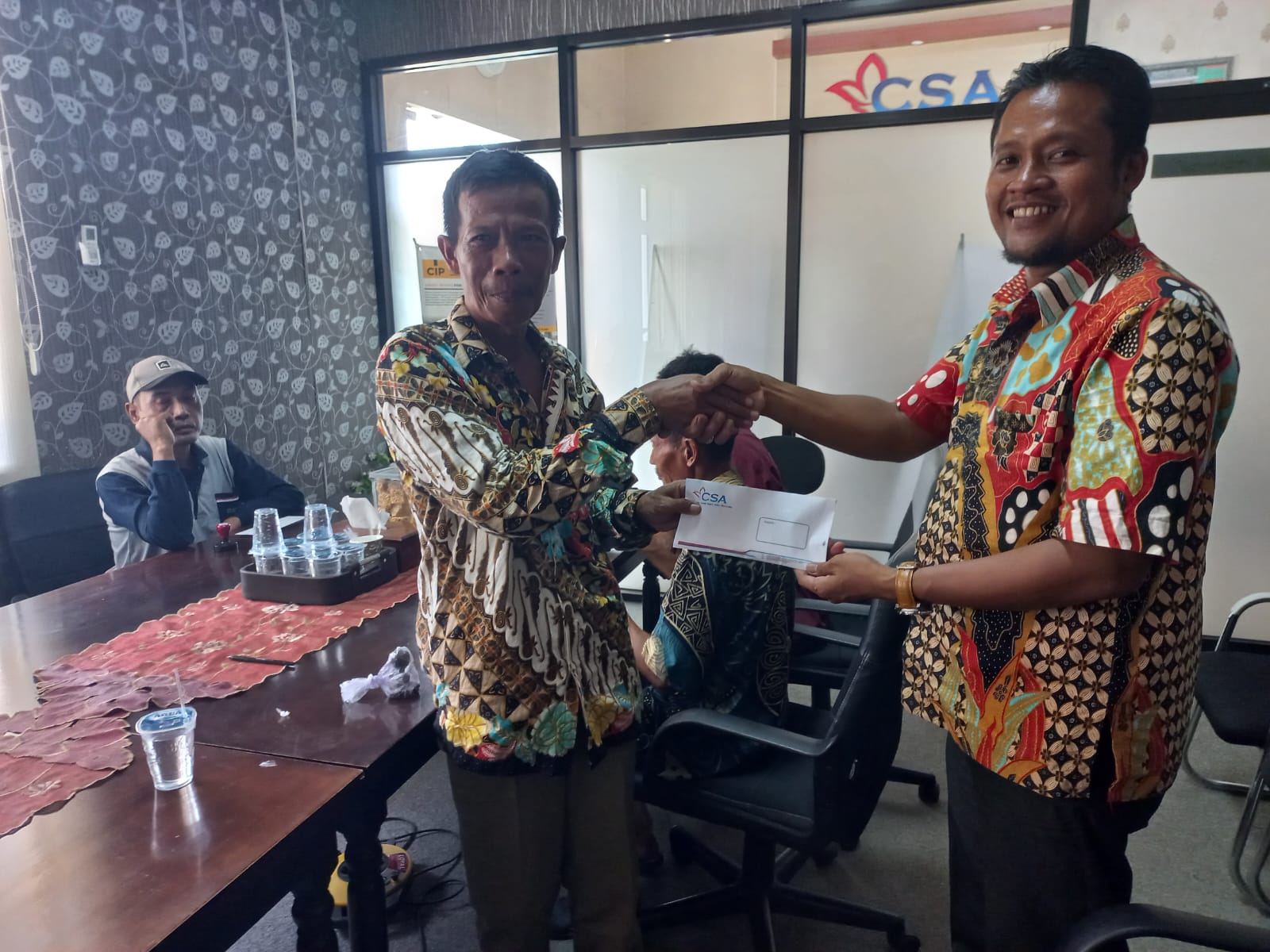 Jalan Lingkungan Desa Bulusari RT.01 RW.01 Gandrungmangu