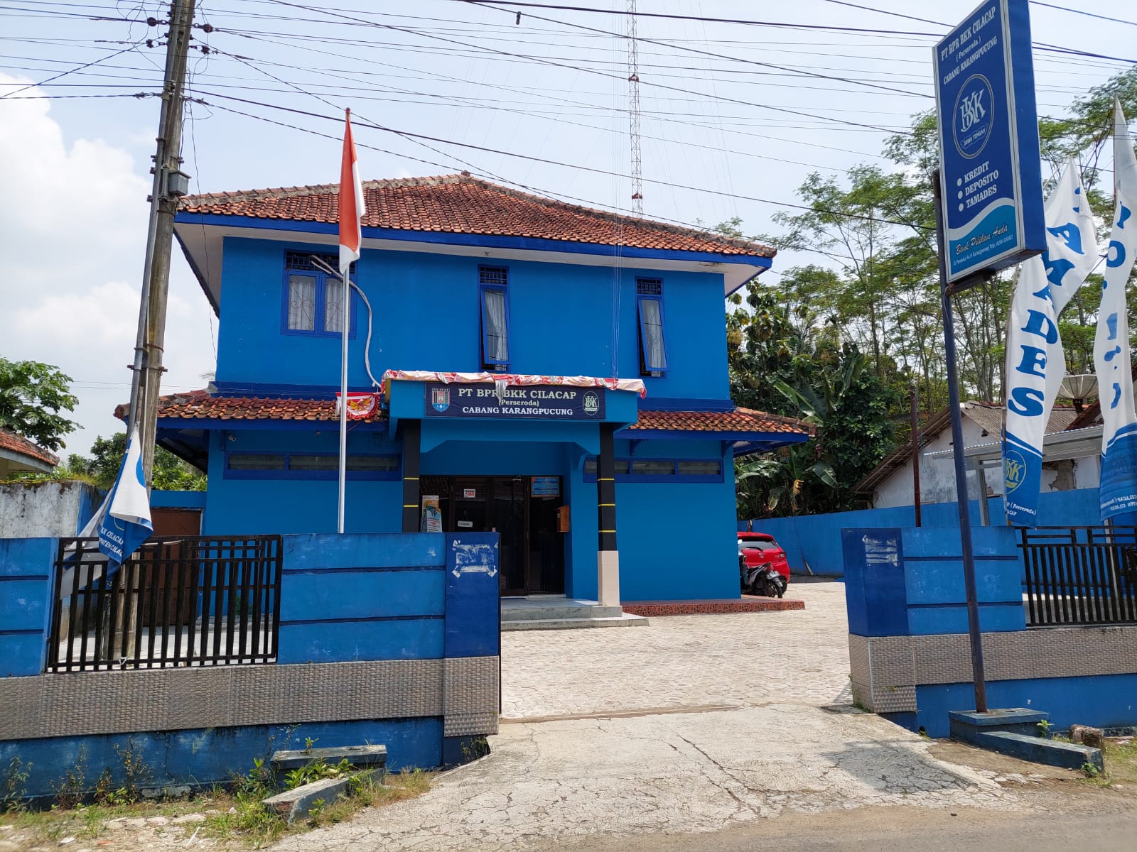 Bantuan Isoman Mustofa Kamal