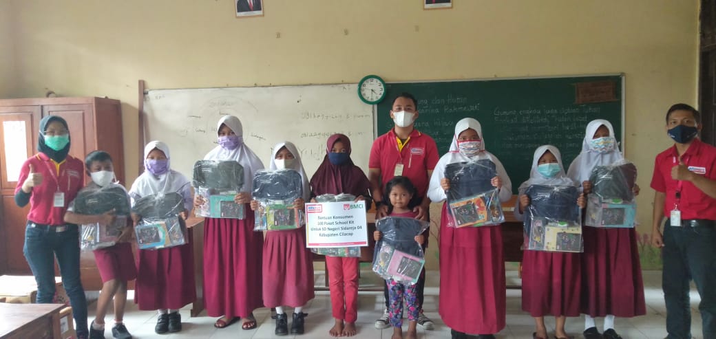 Bantuan Perlengkapan Sekolah