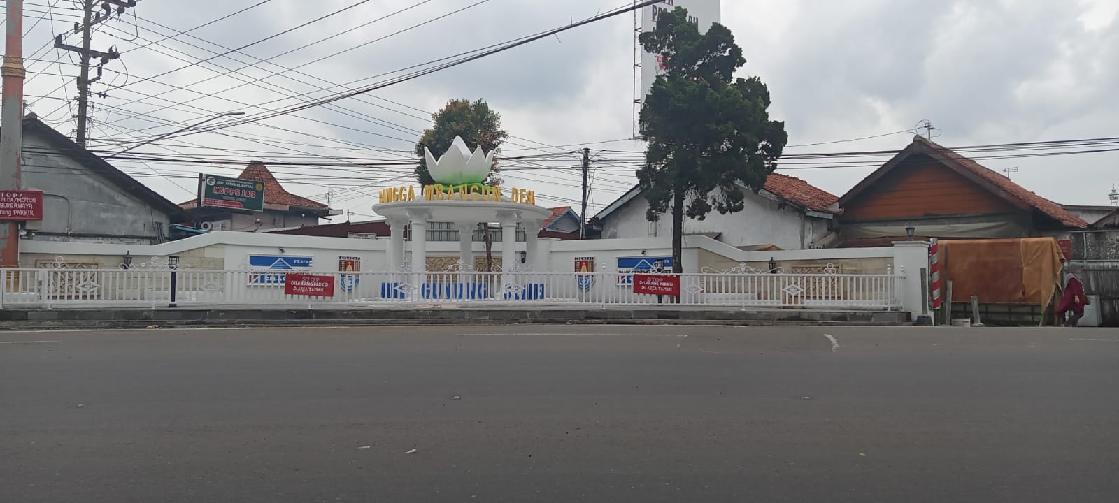 taman BGS di dekat Pasar Siliwangi Tritih