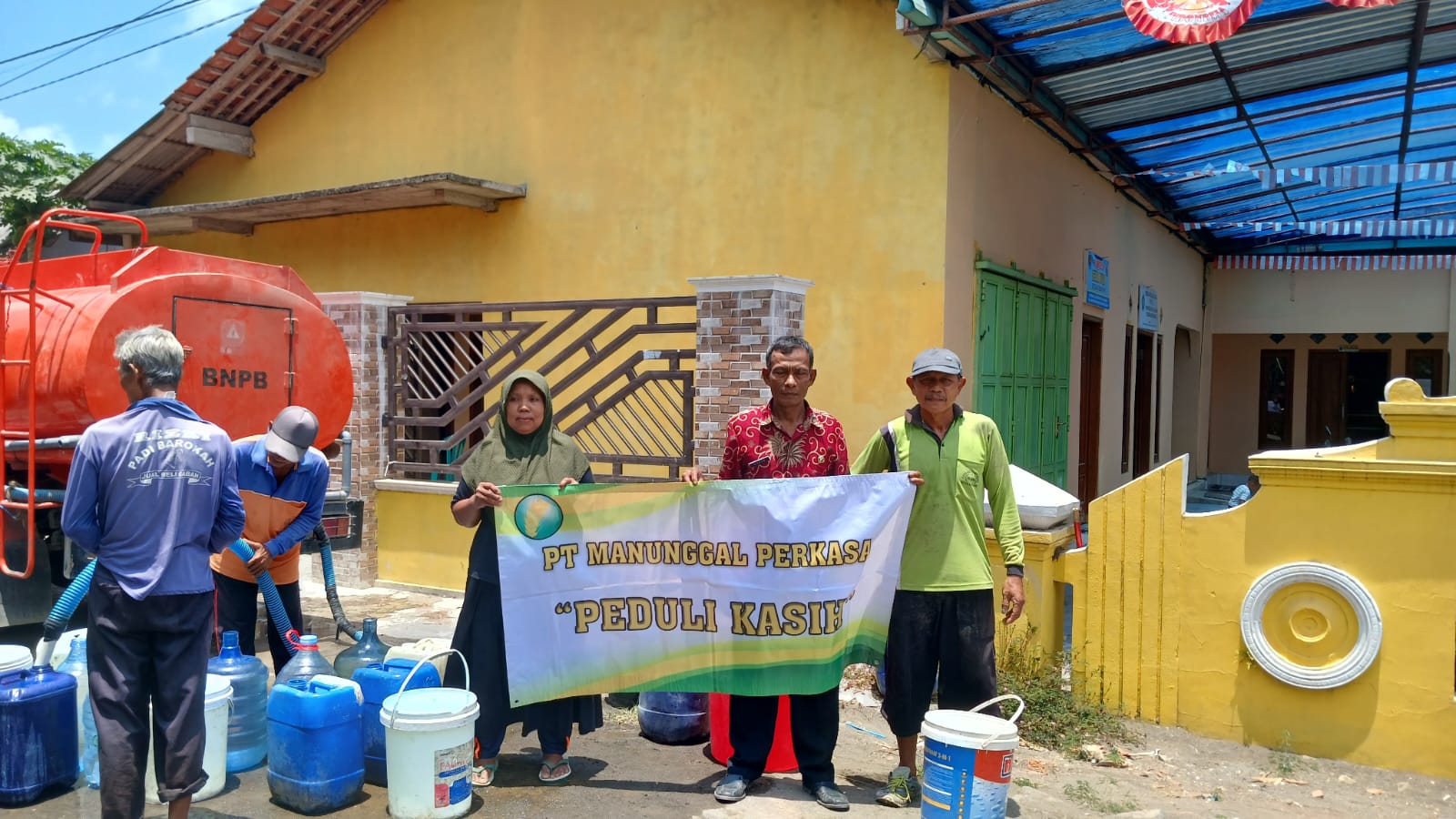 Masyarakat Dusun Sidasari RT.05 RW.05 Desa Sidaurip Kec. Gandrungmangu