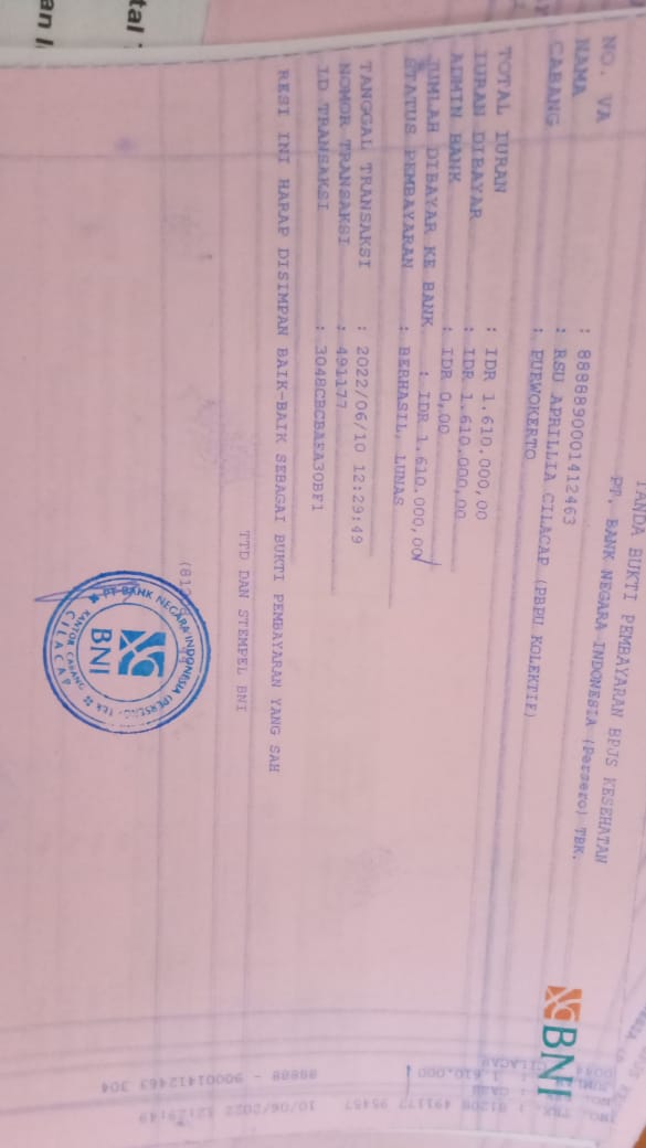 Warga Kecamatan Cilacap Tengah sekitar RSU Aprillia