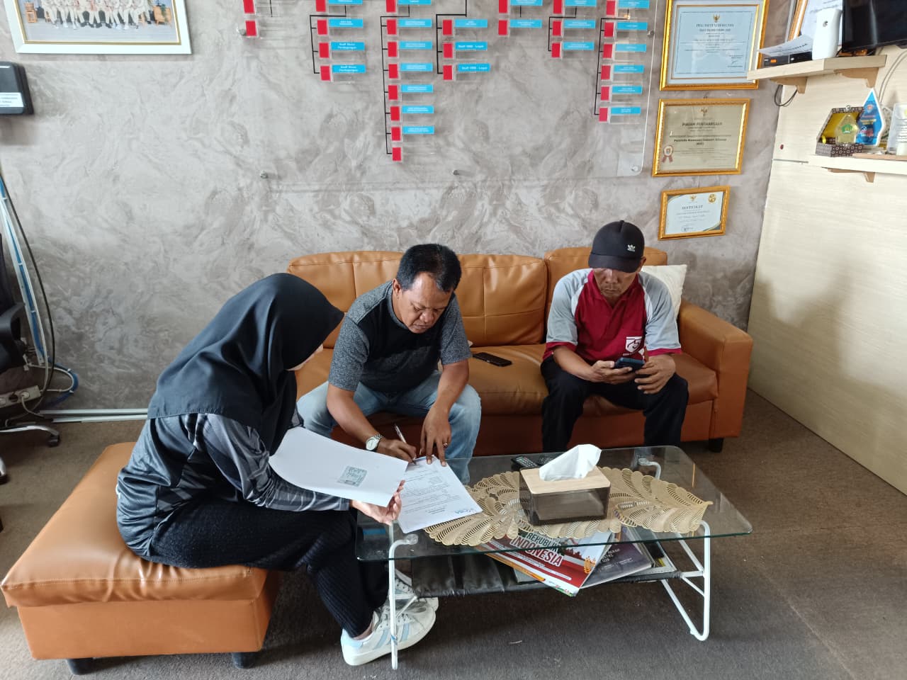 Panitia HUT RI ke 80 Desa Menganti Kecamatan Kesugihan Kabupaten Cilacap