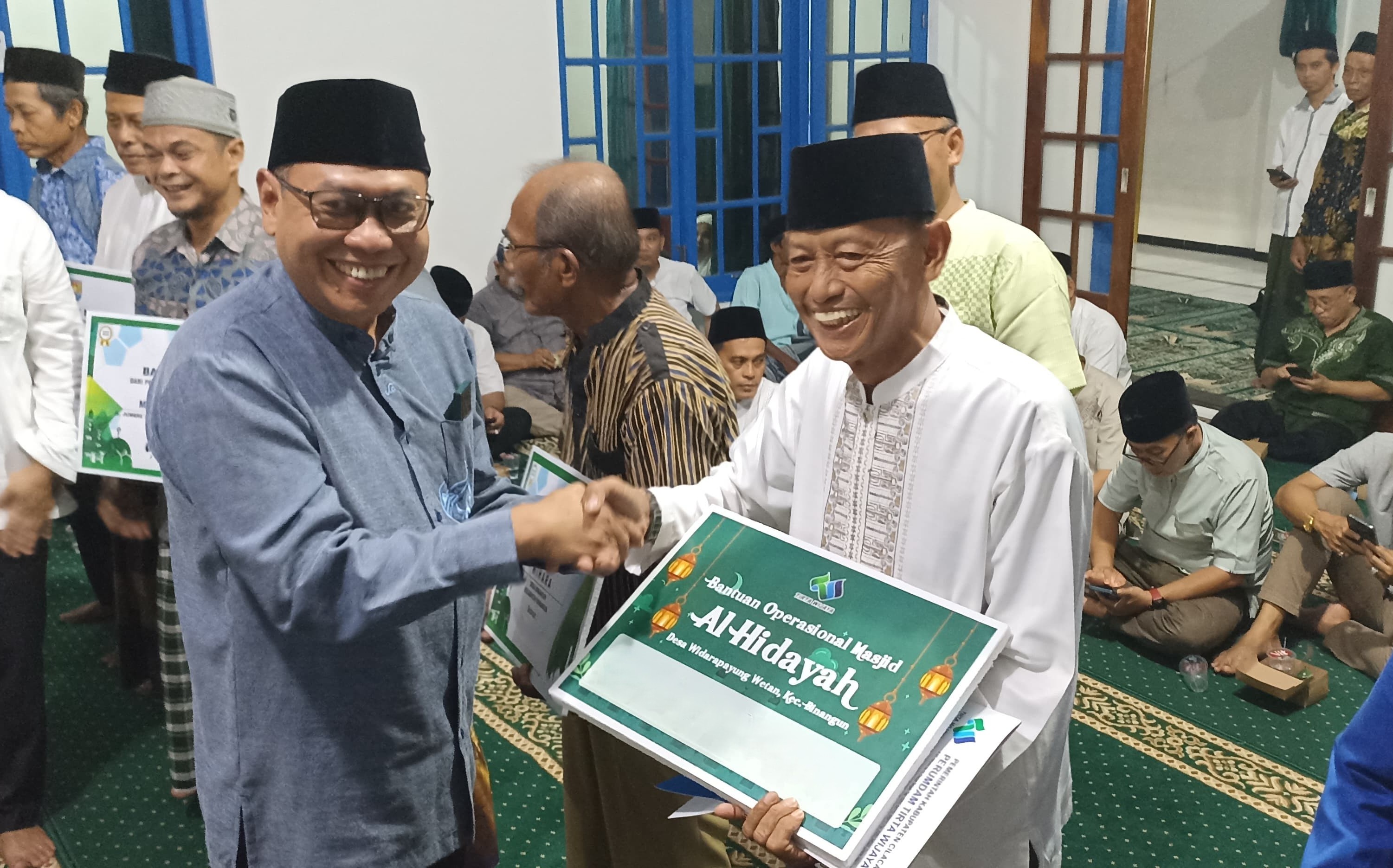 Masjid Al Hidayah, Widarapayung, Binangun