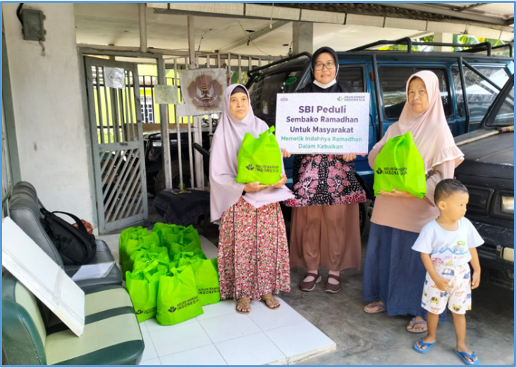 Warga rentan, lansia dan anak yatim di sekitar pabrik dan tambang SBI