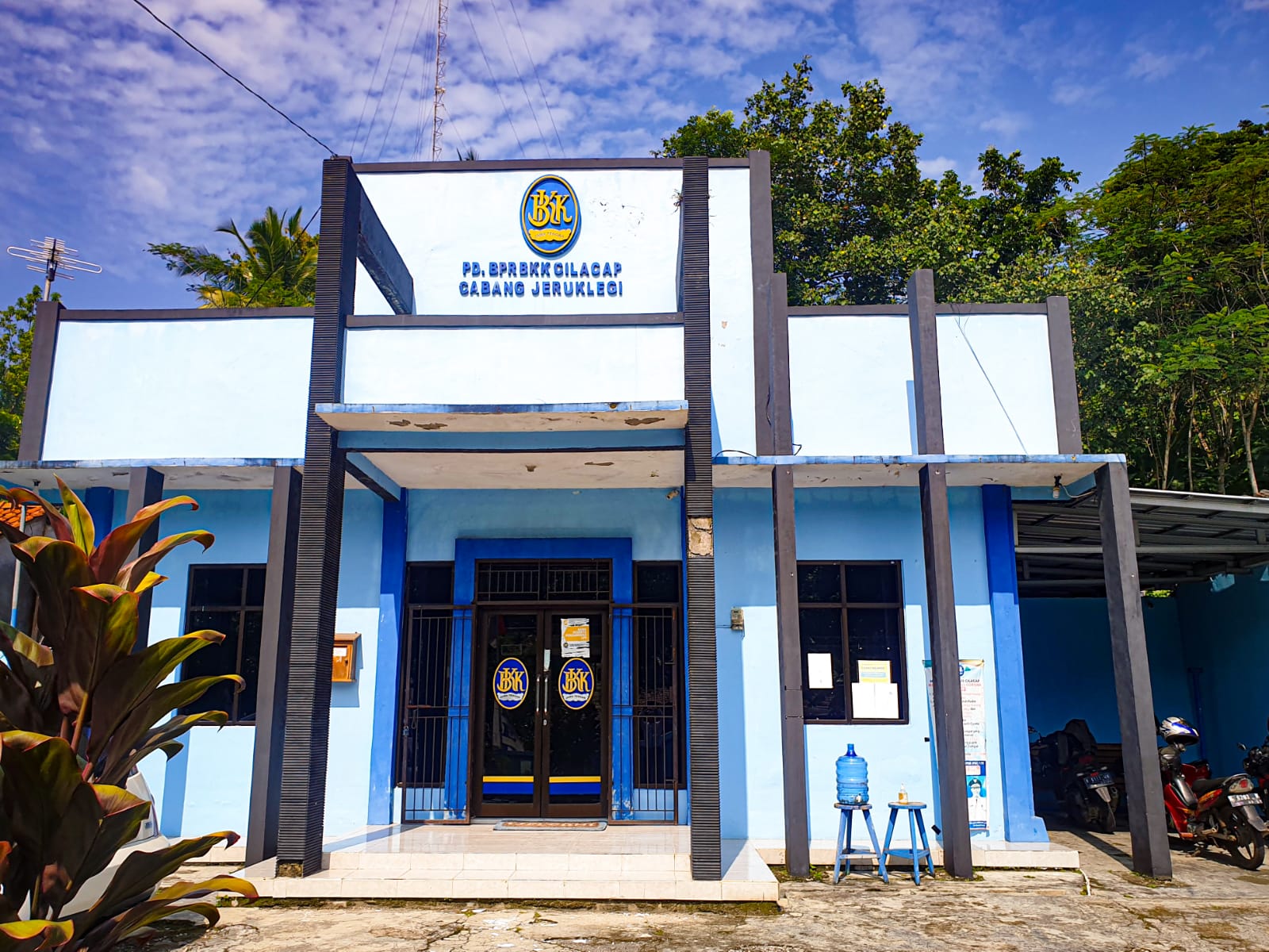 Pembelian Vitamin & Masker Kantor Jeruklegi