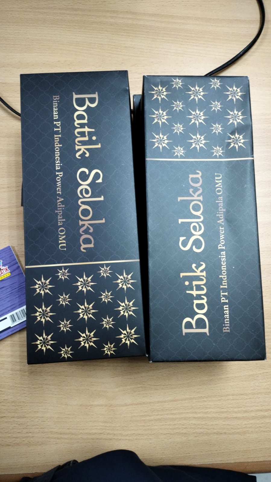 Kemasan Box batik Praja dan Batik Seloka 