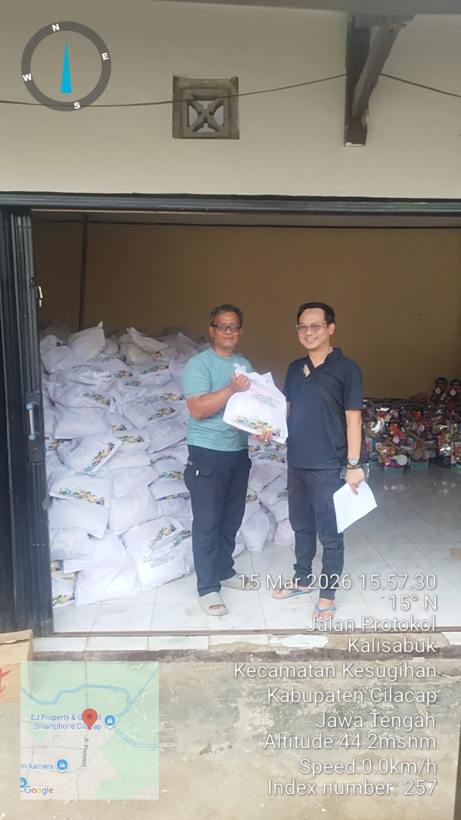 Pembagian 4.082 Paket Sembako di 8 Kecamatan