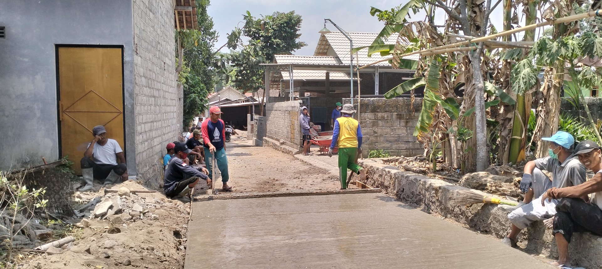 JALAN DESA CINYAWANG PATIMUAN