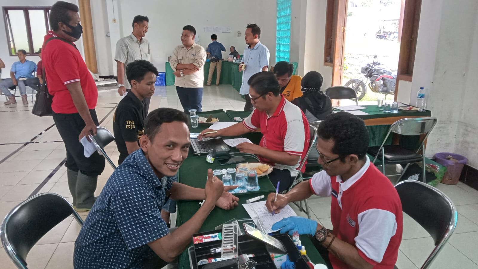 Masyarakat yang membutuhkan di Kec. Cipari