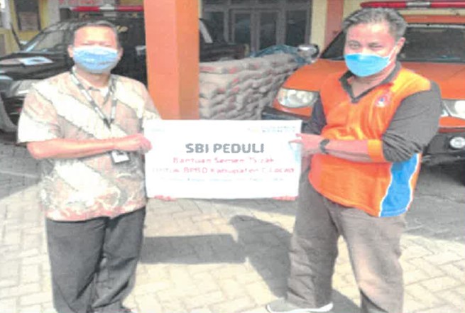 Bantuan Semen 75 sak @40 kg untuk pembangunan halaman parkir kantor BPBD Cilacap