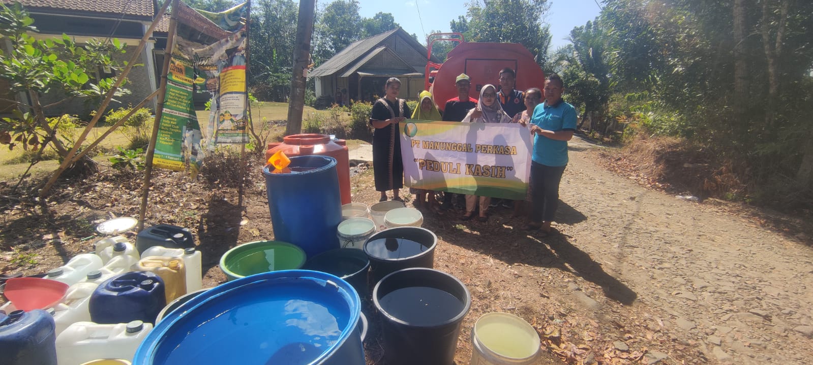 Masyarakat Dusun Perkuyan Kelurahan Kutawaru Kec. Cilacap Tengah