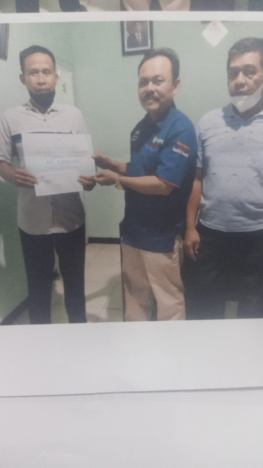 TENDA UNTUK PERTEMUAN WARGA