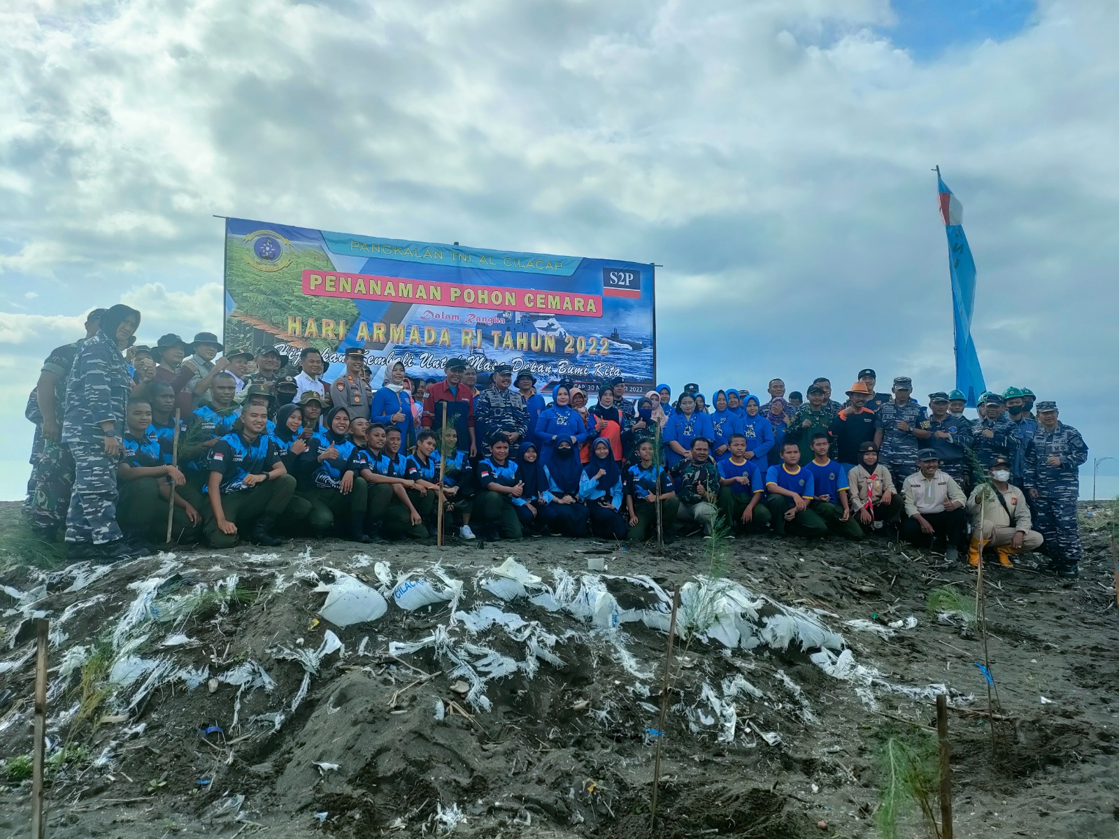 Masyarakat di Kabupaten Cilacap