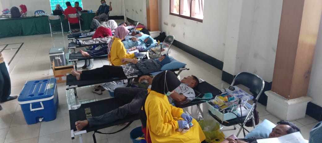 Masyarakat Desa Pegadingan Kec. Cipari